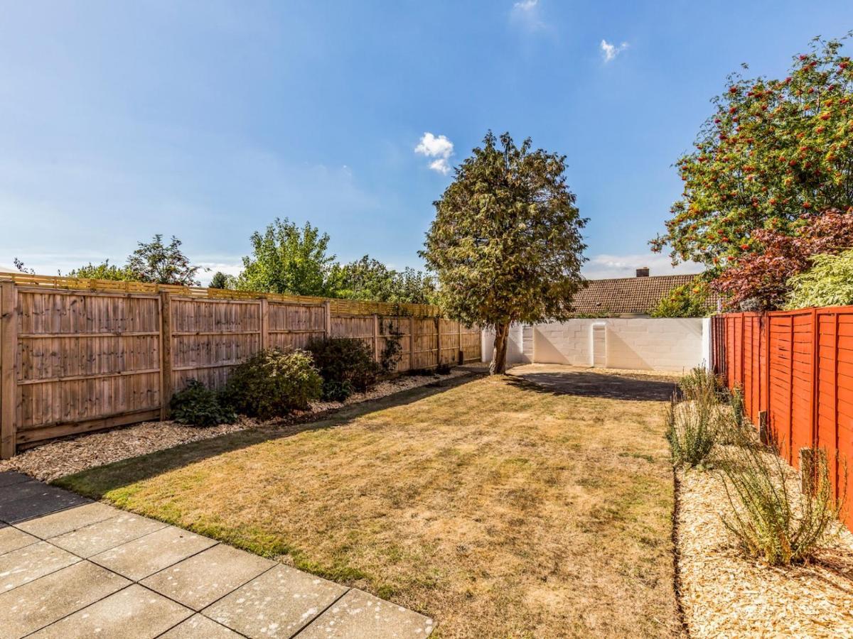 Pass The Keys Lovely Ground Floor Flat With Large Garden Chichester Bagian luar foto