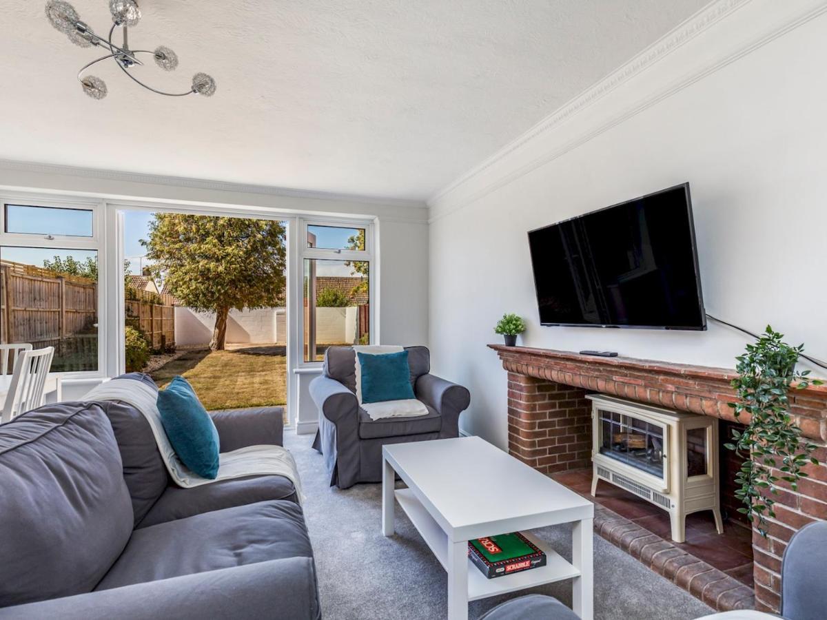 Pass The Keys Lovely Ground Floor Flat With Large Garden Chichester Bagian luar foto